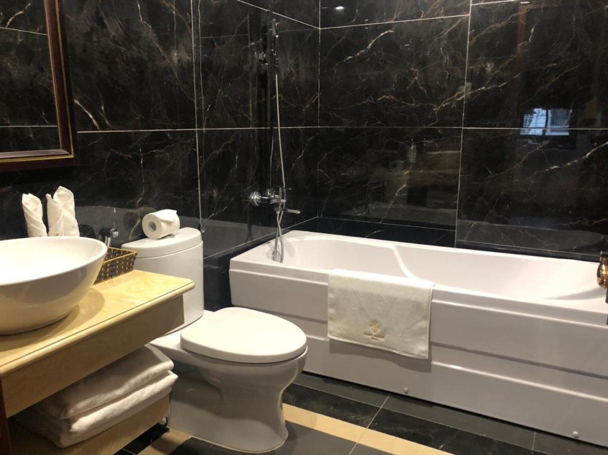 Rubyqueen Halong Hotel Ha Long Dış mekan fotoğraf