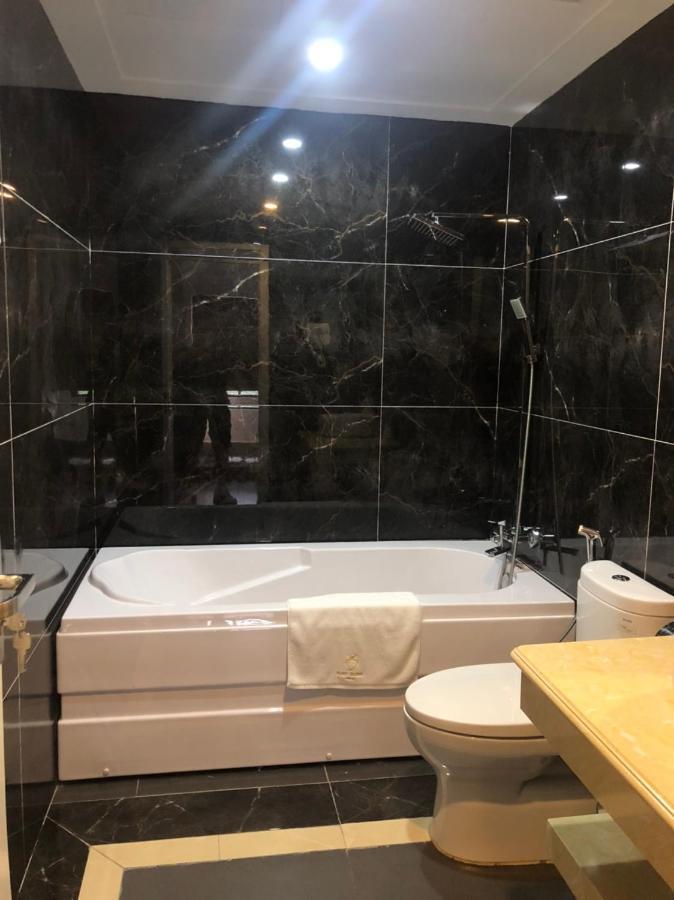 Rubyqueen Halong Hotel Ha Long Dış mekan fotoğraf