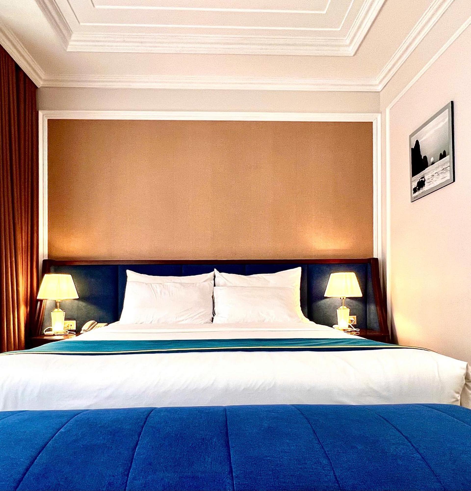 Rubyqueen Halong Hotel Ha Long Dış mekan fotoğraf