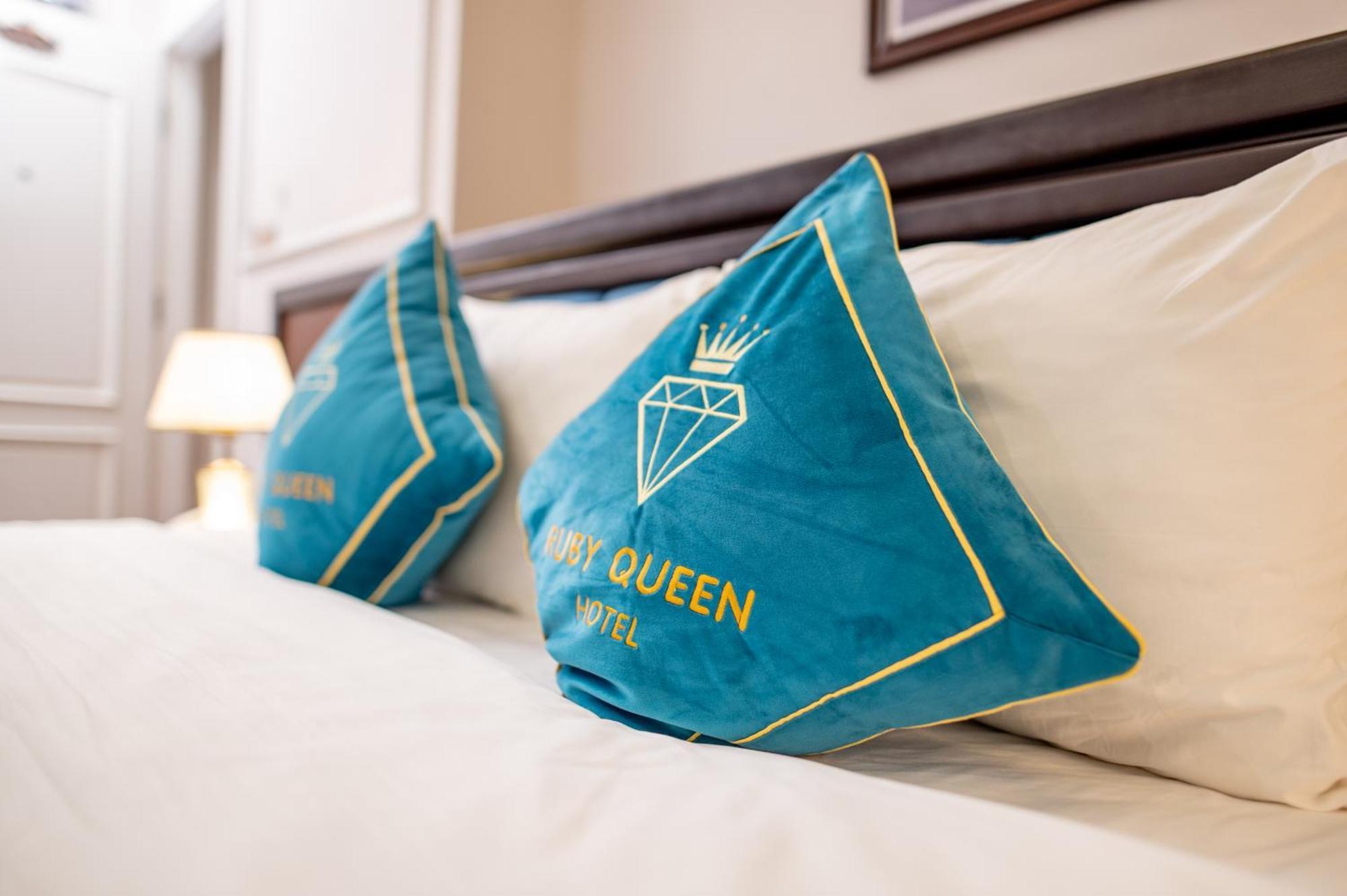 Rubyqueen Halong Hotel Ha Long Dış mekan fotoğraf